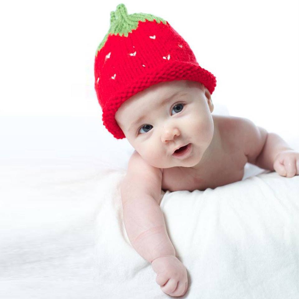 çiçekli bebek şapkası
